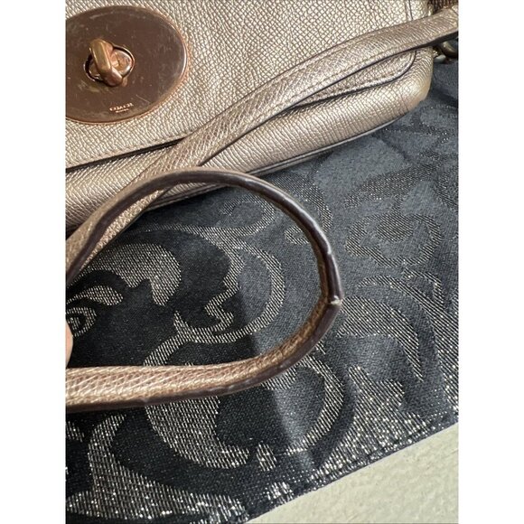 Coach Crosstown Chain Shoulder Bag Leather Pink Women Crossbody Purse Bag - Picture 3 of 15